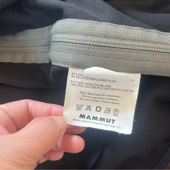 Vintage Mammut Windstopper Full Zip Jacket with Zippers Thumb Holes Hi Lo Hem M - Picture 4 of 13